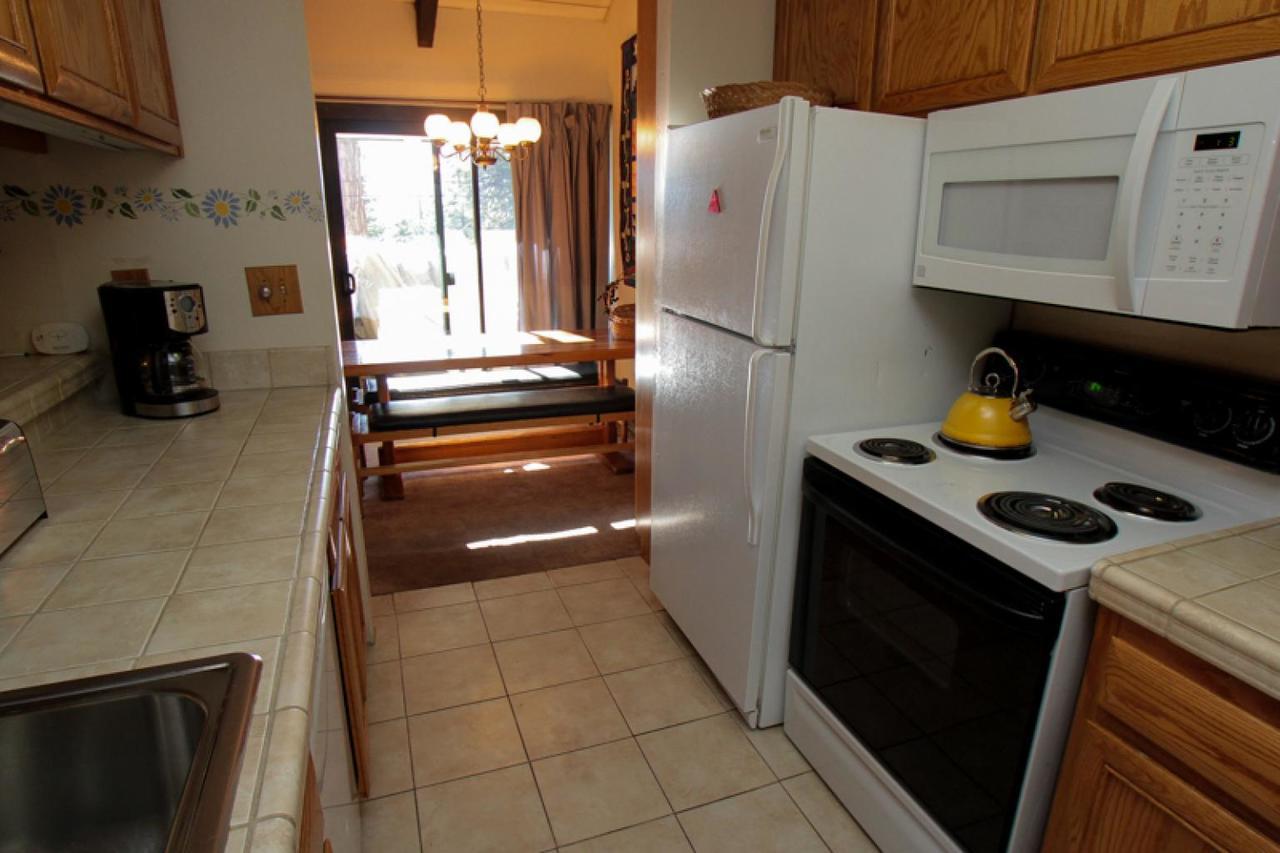 Discovery 4 #128, Loft * Mammoth Lakes